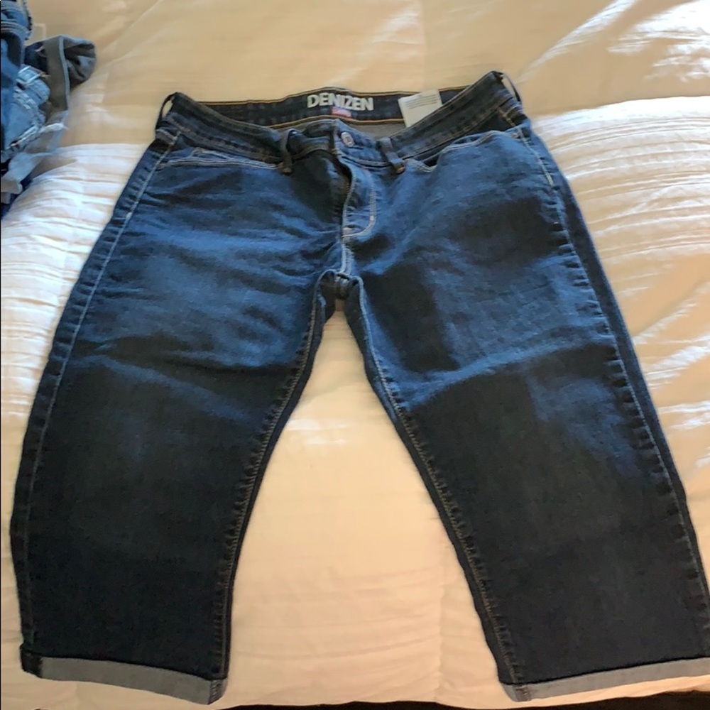 Levi’s Denizen Capris